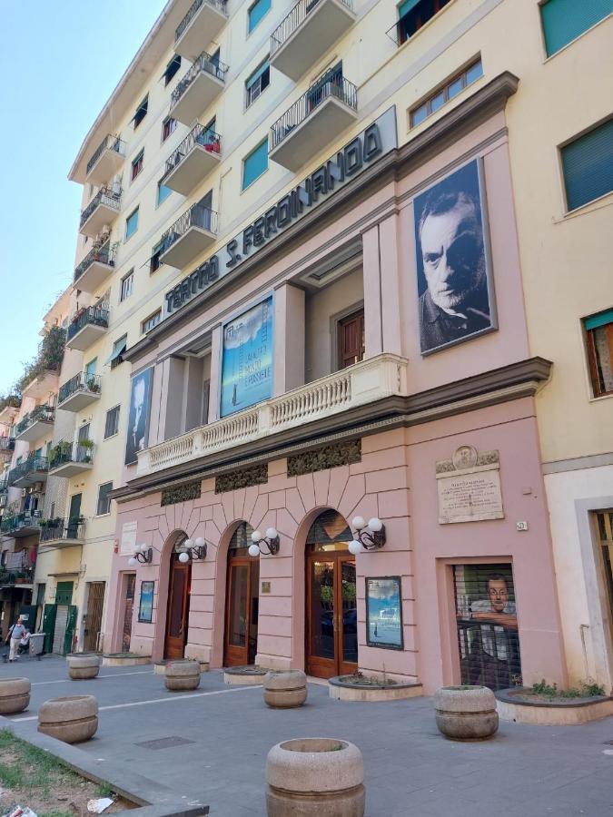 La Finestra Di Fronte Apartment Наполи Екстериор снимка